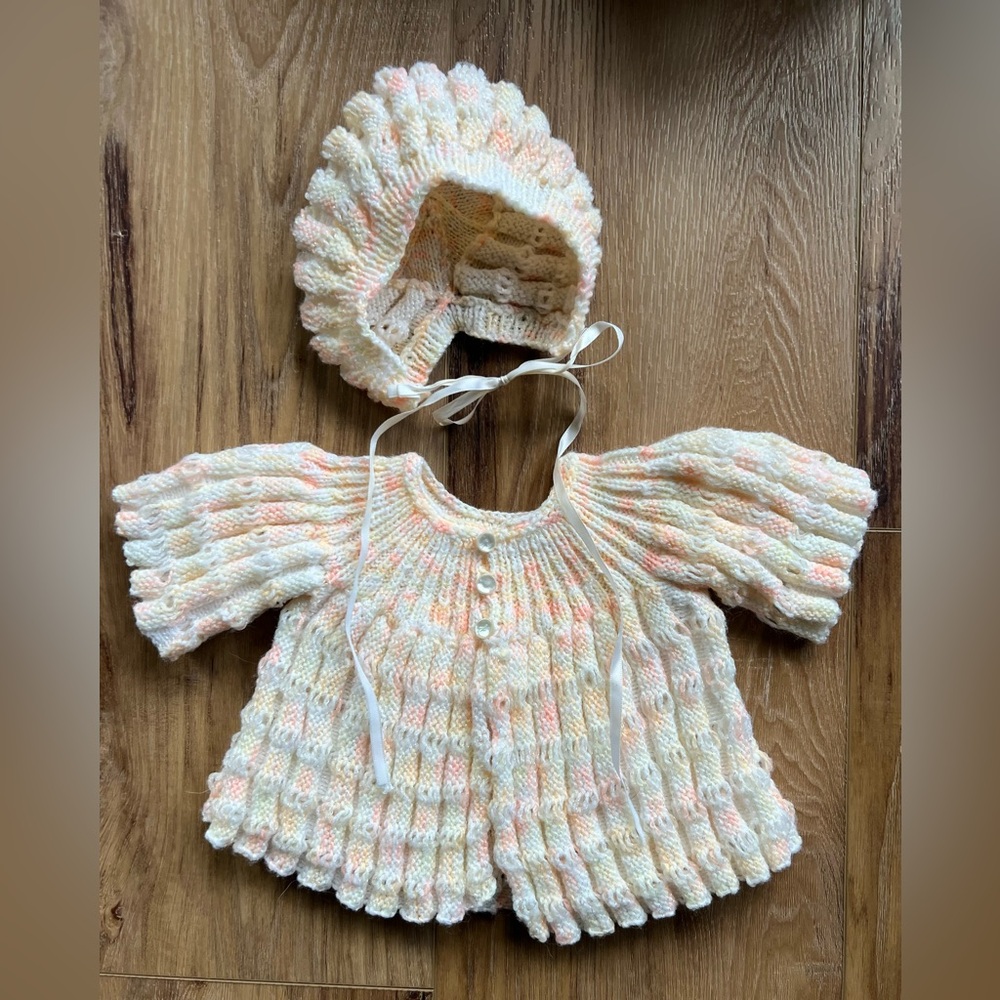Handmade Vtg Knit Baby Sweater Bonnet Set Pastel Peach, Cream & Butter Yellow